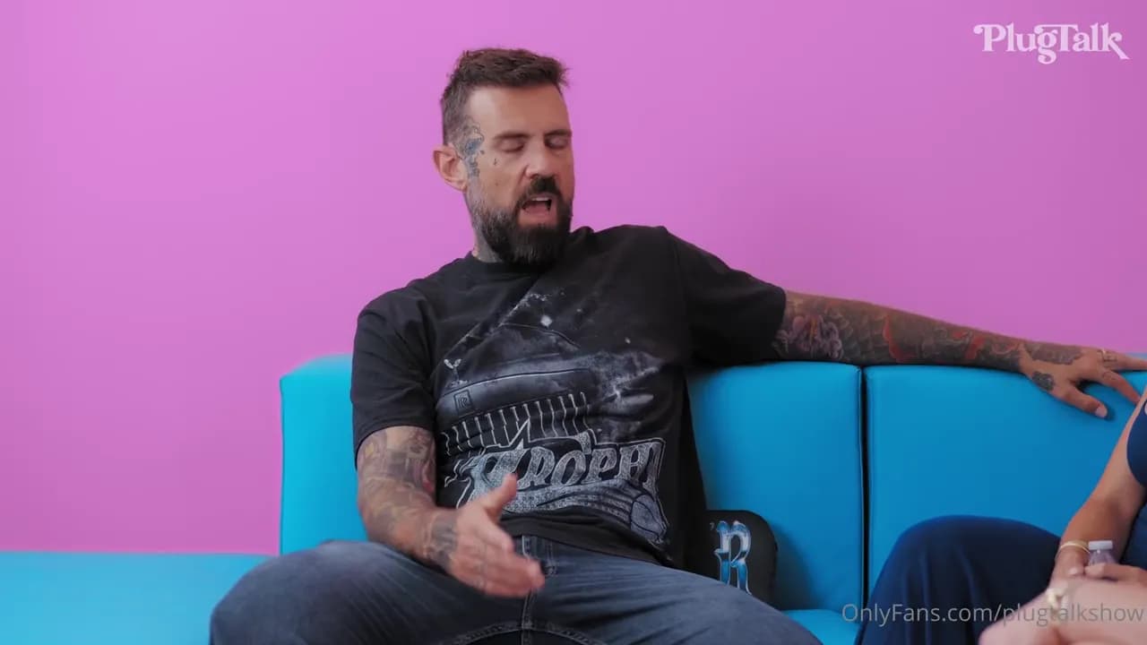 Richh Des And Lena The Plug Having Threeway at Plugtalk