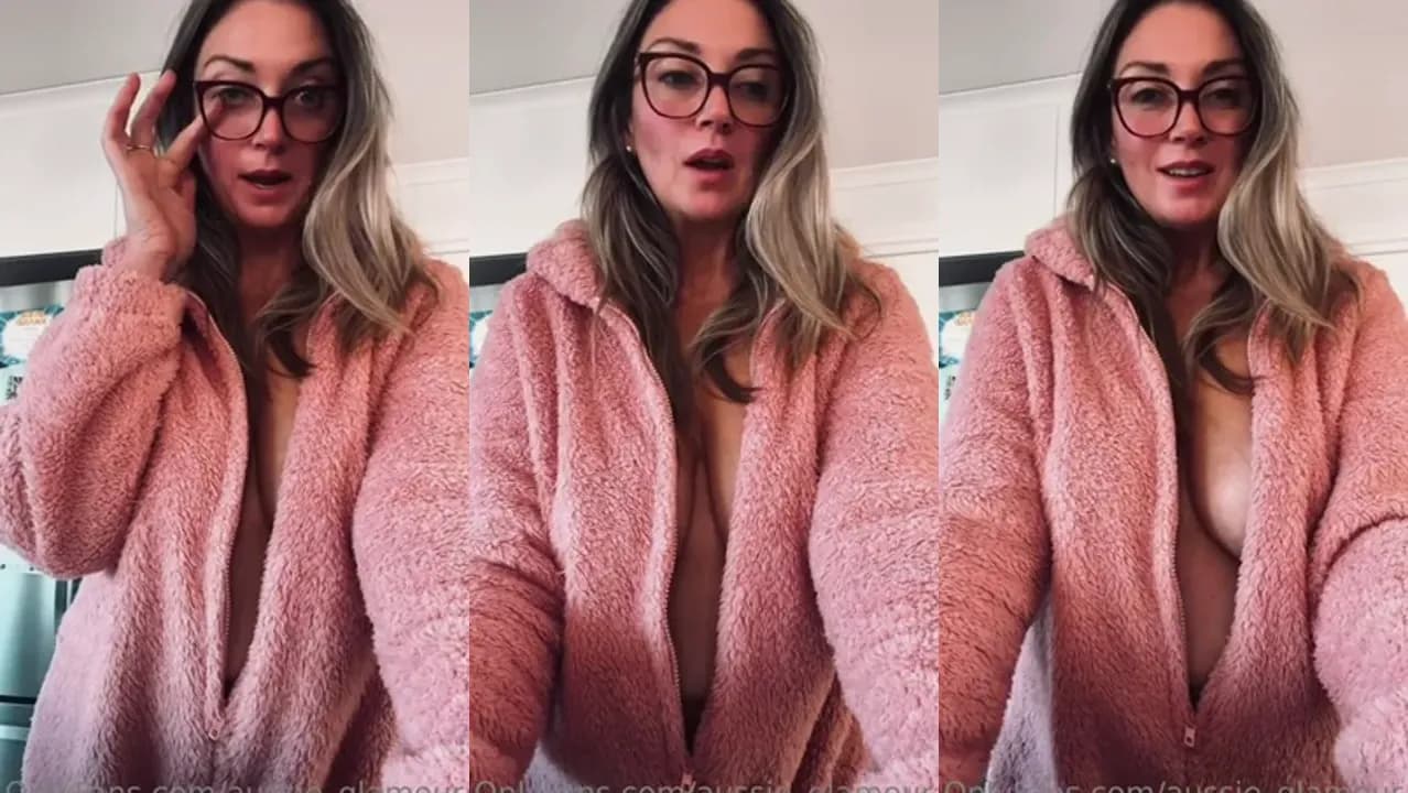 Aussie_Glamour's Sultry Morning