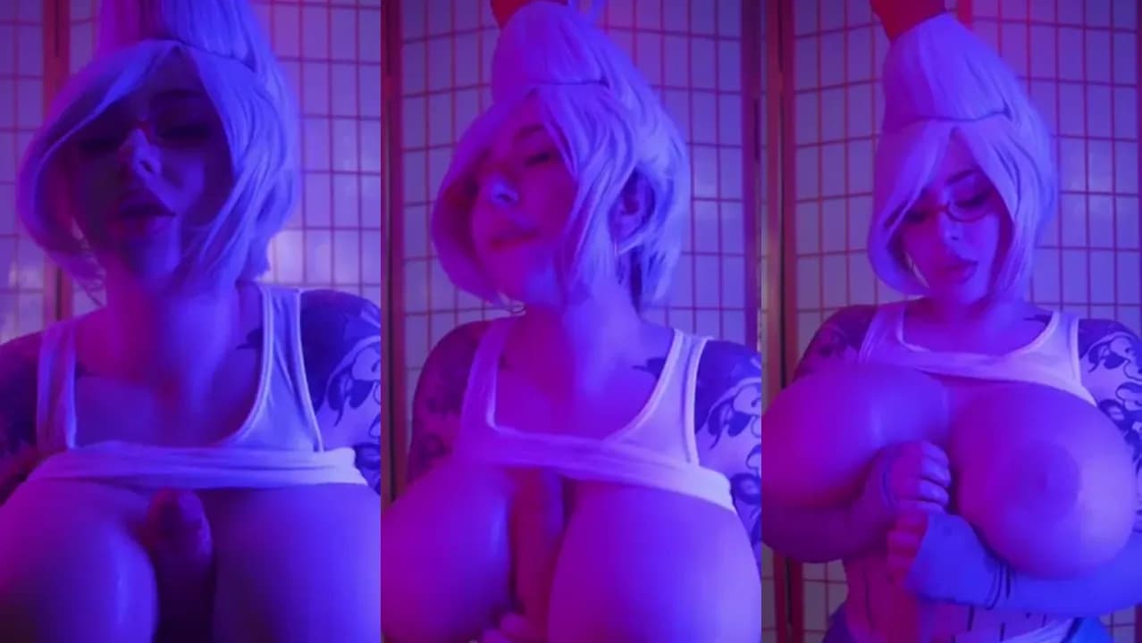 Juliette Michele Gives Titjobs as Granny Seiko