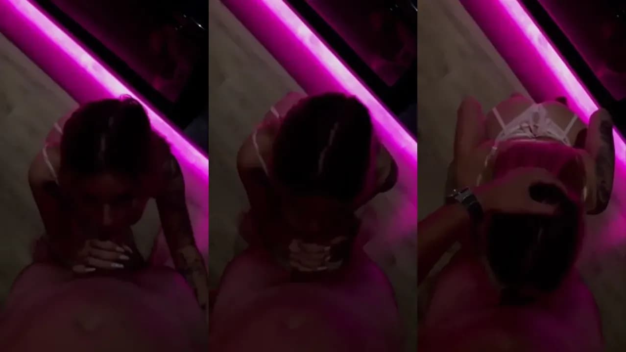 Unmissabl - Gives A Blowjob