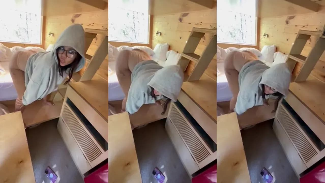 Mtvkay18 Bounces Her Ass In A Cabin