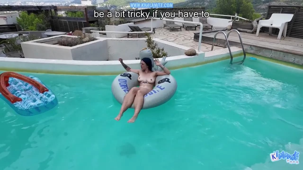 Je me Tape Le Mec De La Piscine a Marseille Voyeur POV Baise H