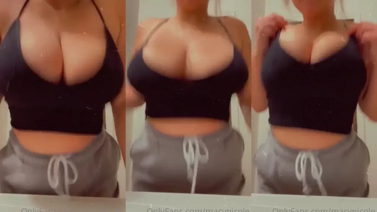 Macynicoleb Plays With Her Boobs