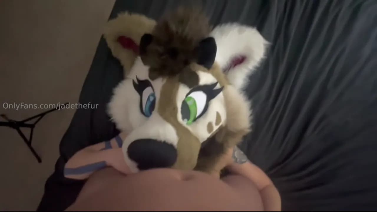 Jadethefur Wolfs Down A Cock For A Blowjob